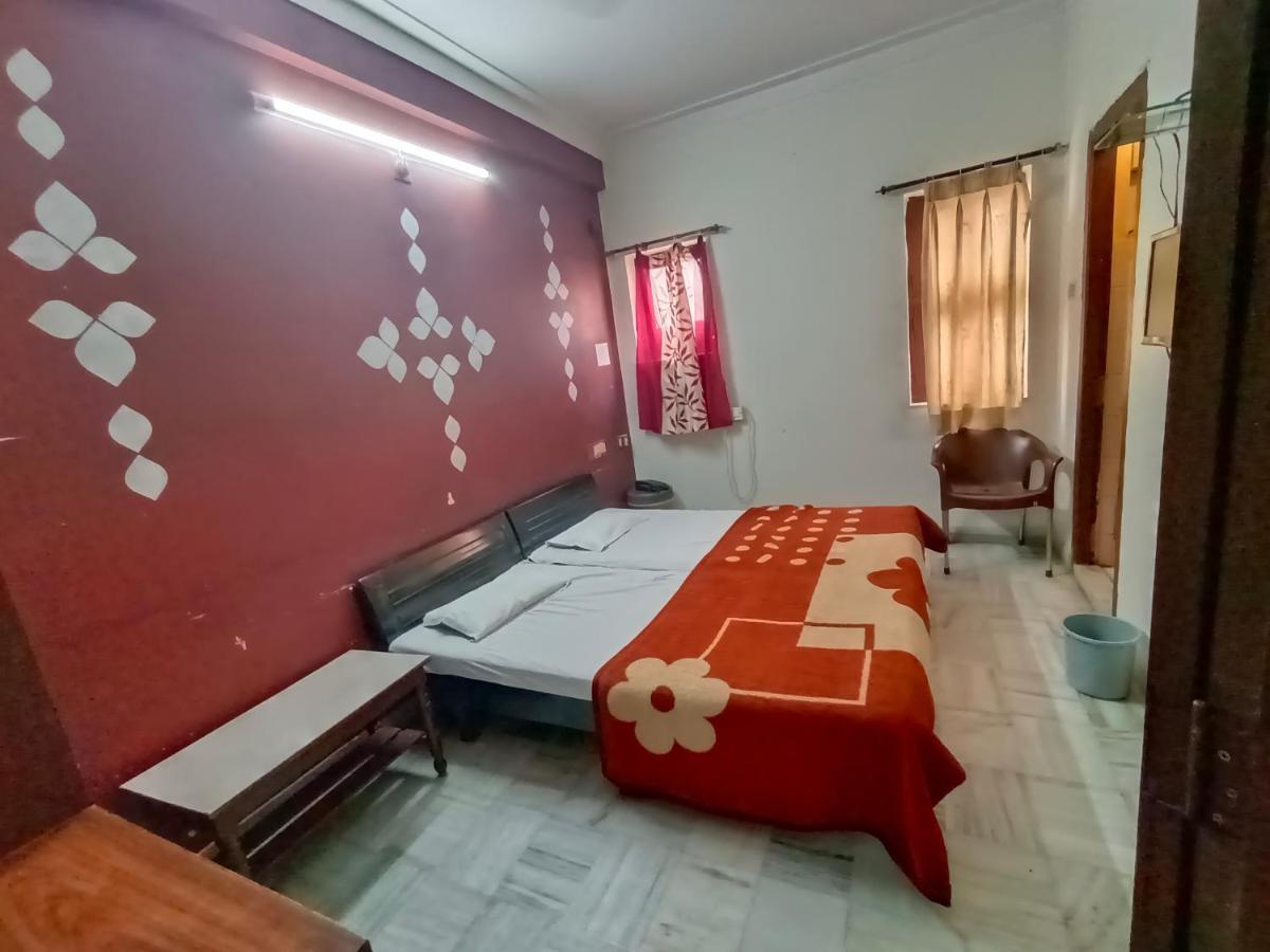 Hotel Shubham Удайпур Екстер'єр фото